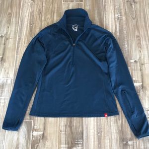 NWOT The North Face half zip, medium